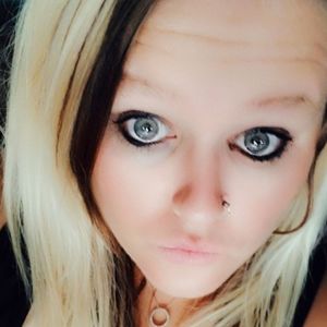 Meet your Posher, Loretta